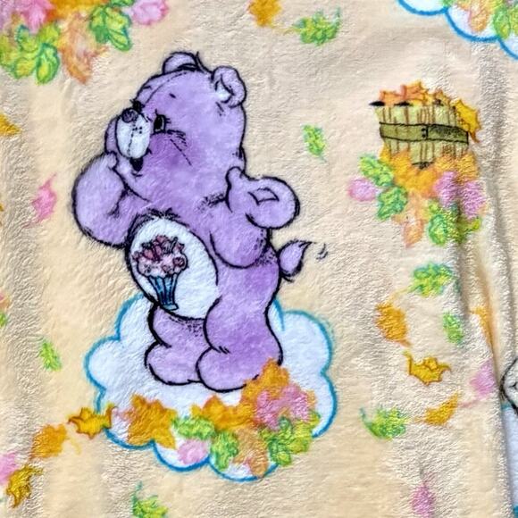CARE BEARS XL TWIN HALLOWEEN FALL LEAVES THROW BLANKET 60x90 Yellow VTG Retro 🎃 - Picture 6 of 16